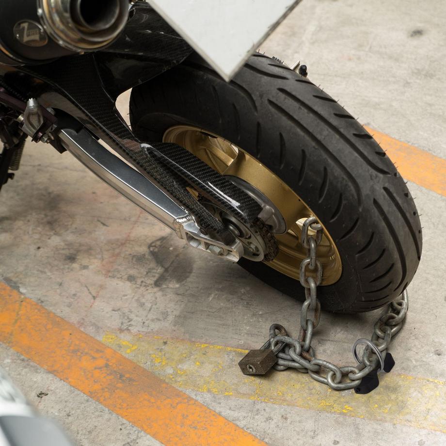 B2X  Wand- und Bodenverankerung für Fahrräder 