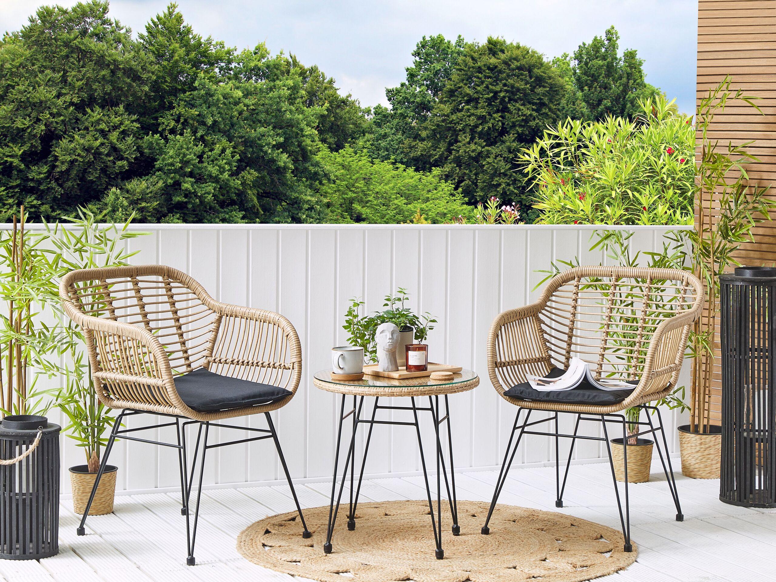 Beliani Bistro Set aus PE Rattan Rustikal TROPEA II  