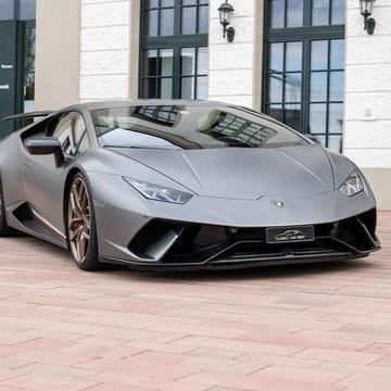 Lamborghini Huracán Performante - louer sans limite de Km pour 6 heures (pour 1 personne)