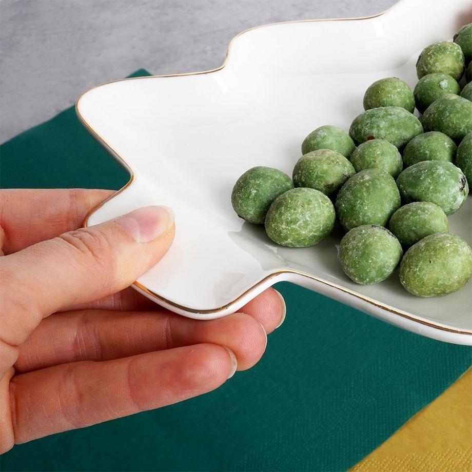 B2X  Assiette sapin de Noël en porcelaine avec détails dorés - Parfaite pour Noël ! 