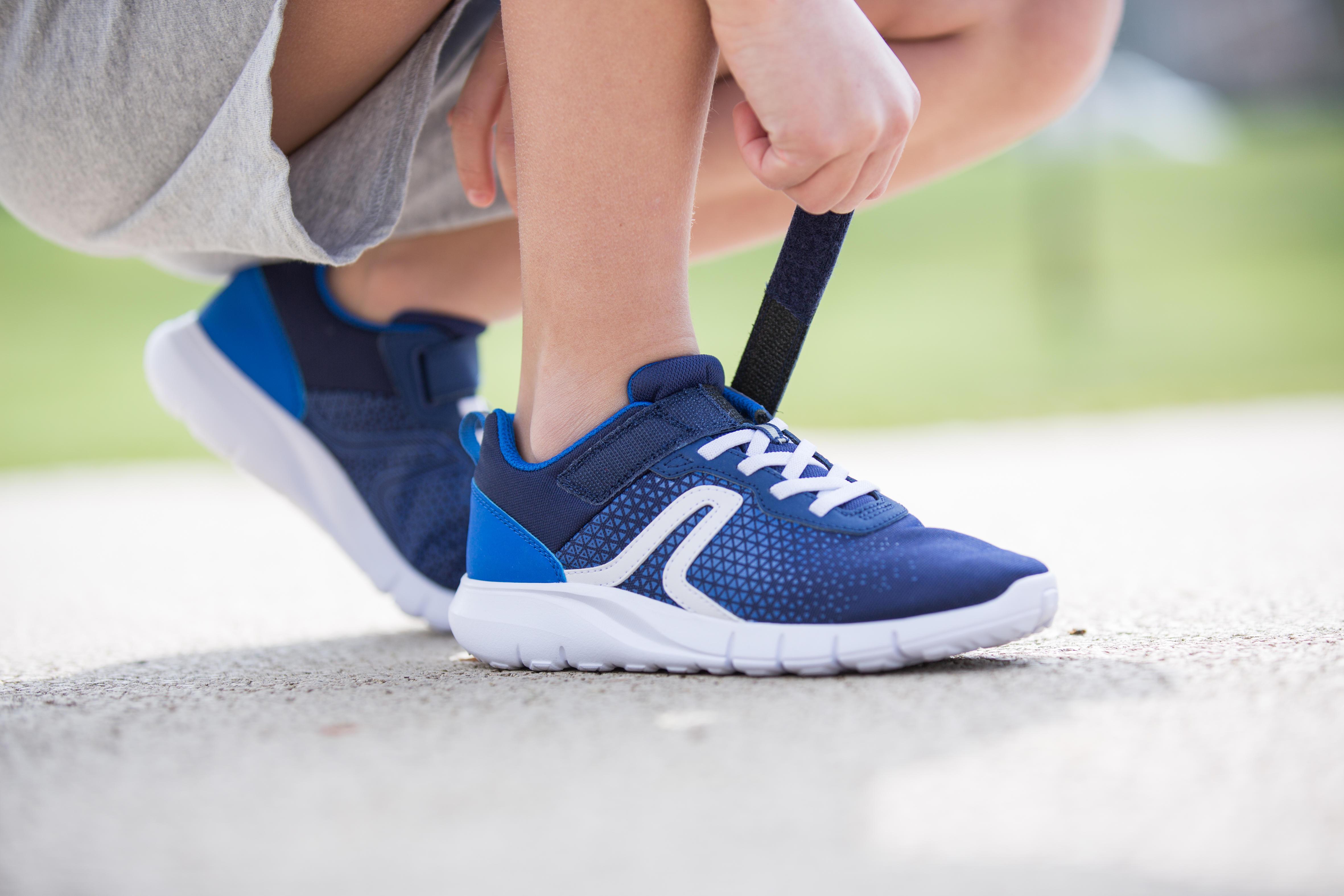 DECATHLON  Scarpe sportive bambino strappo leggere 