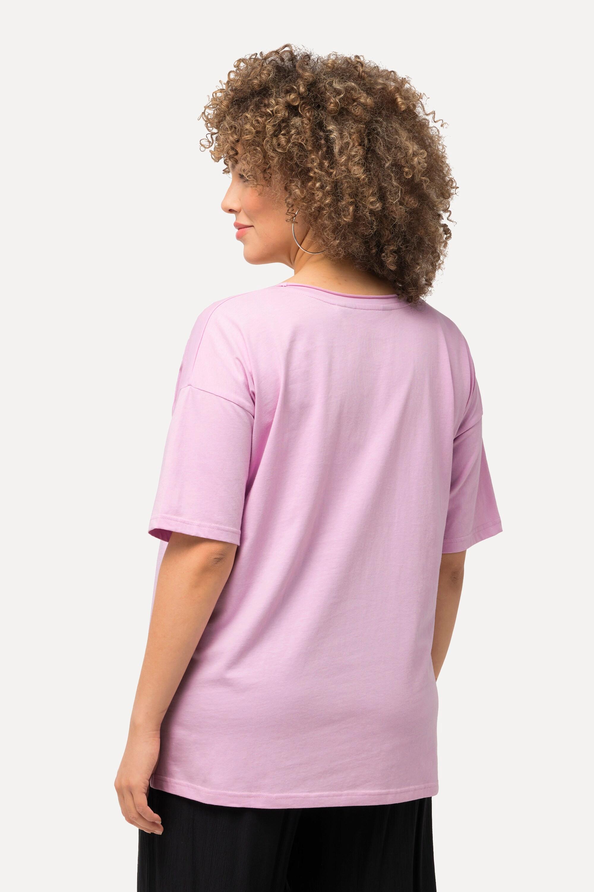 Ulla Popken  T-shirt dal taglio oversize con scritta in spugna, scollo a girocollo e mezze maniche 