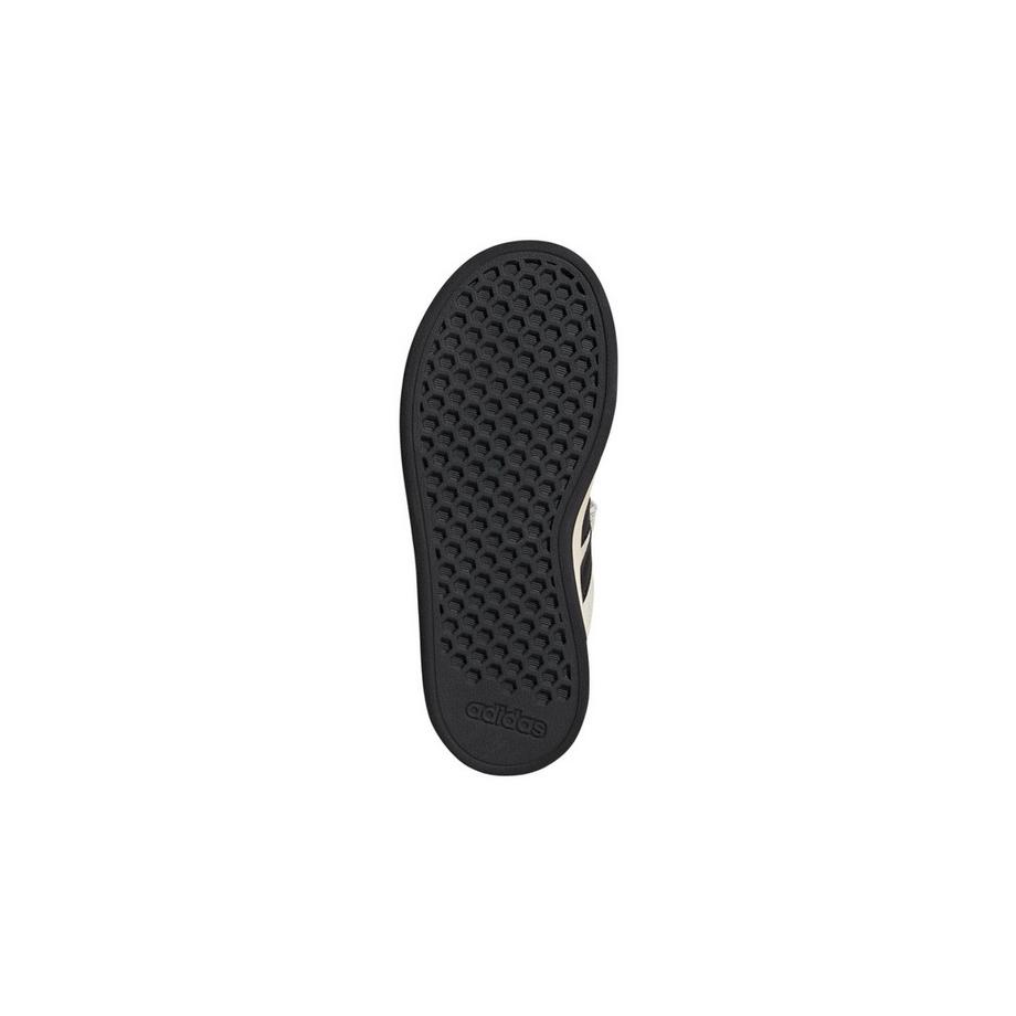 adidas Originals  Grand Court 00s Sneaker 