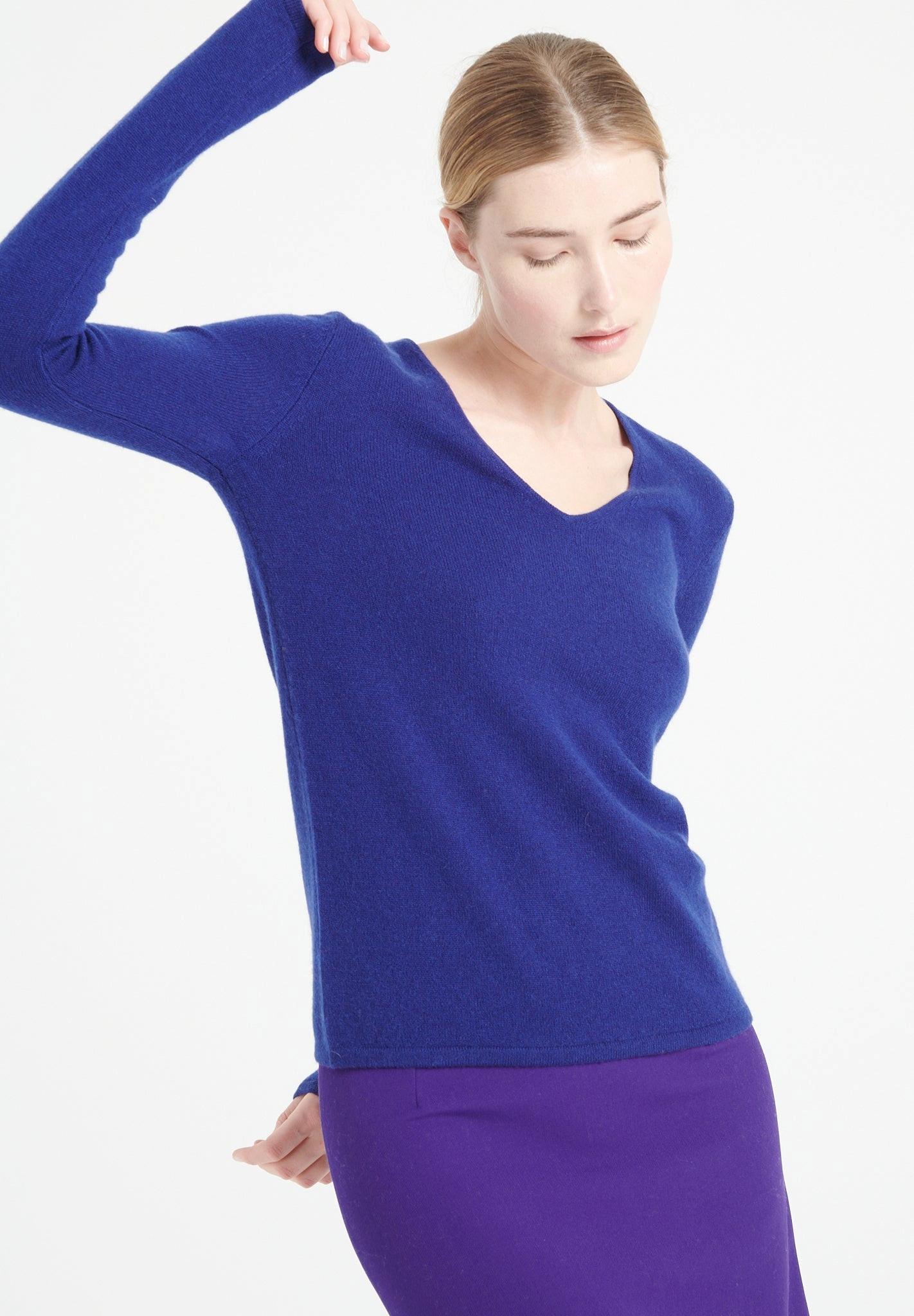 Studio Cashmere8  Maglione con scollo a V LILLY 2 - 100% cashmere 