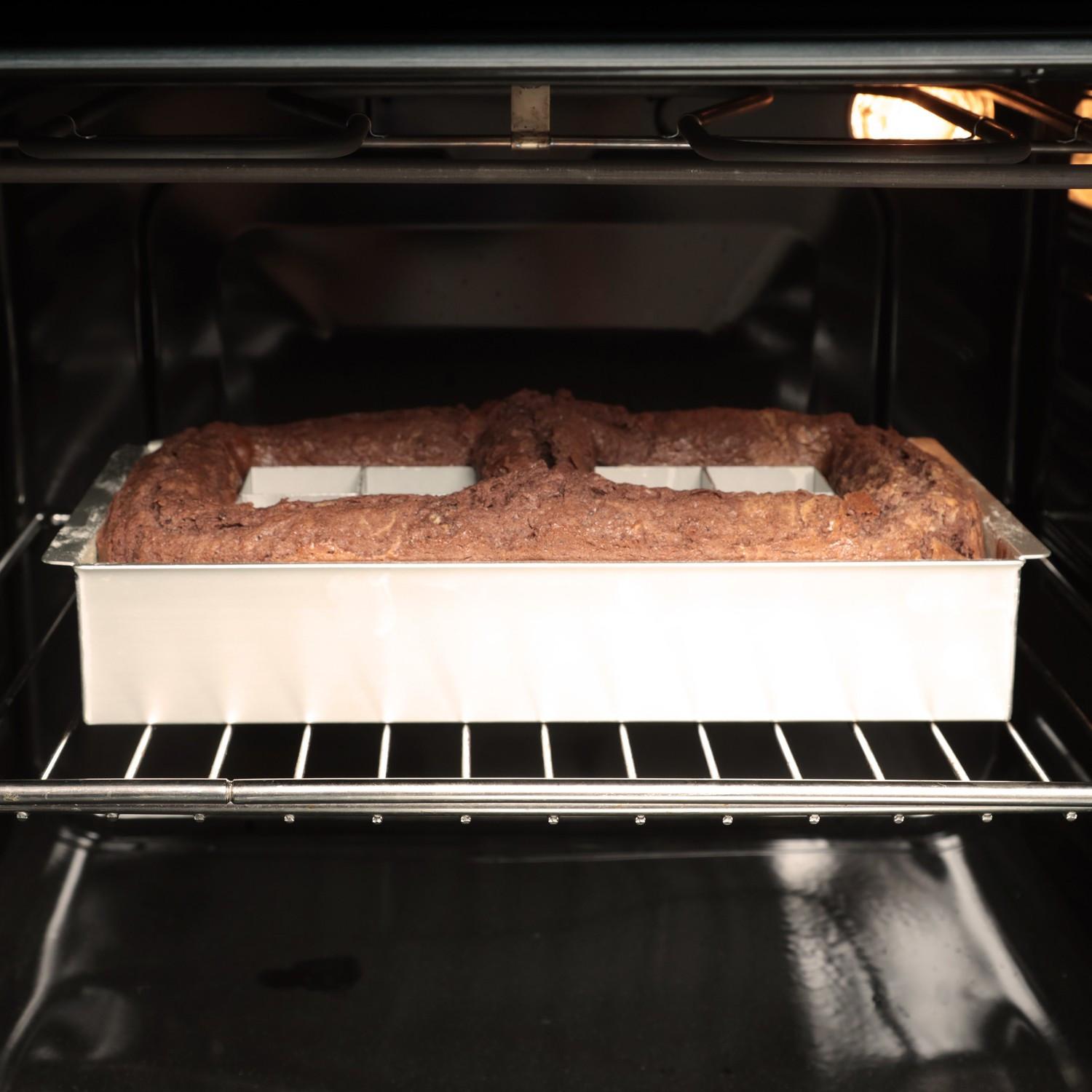 B2X Chiffres et lettres en forme de dos  