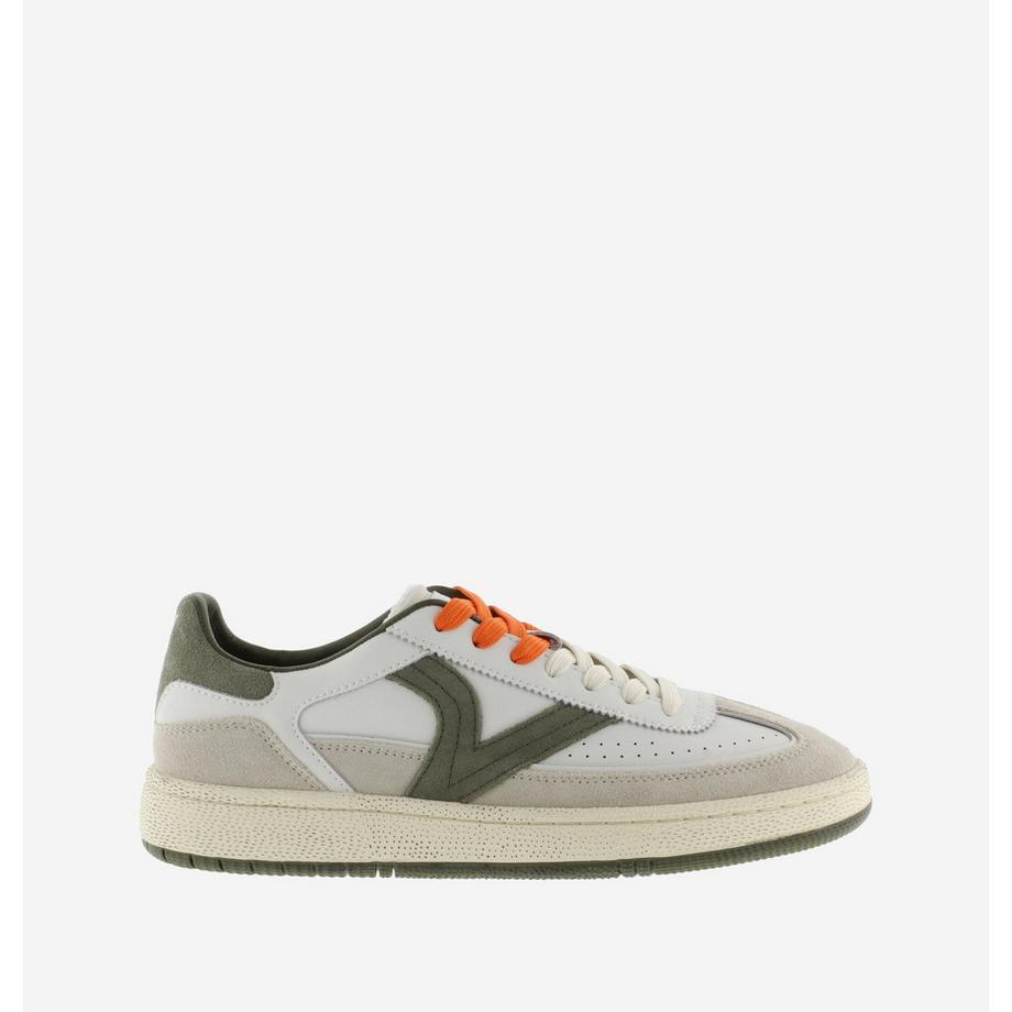 Baskets smash urban