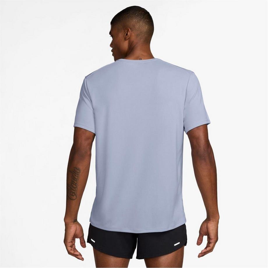 NIKE Miler Maglietta Swoosh Dettagli Riflettenti  