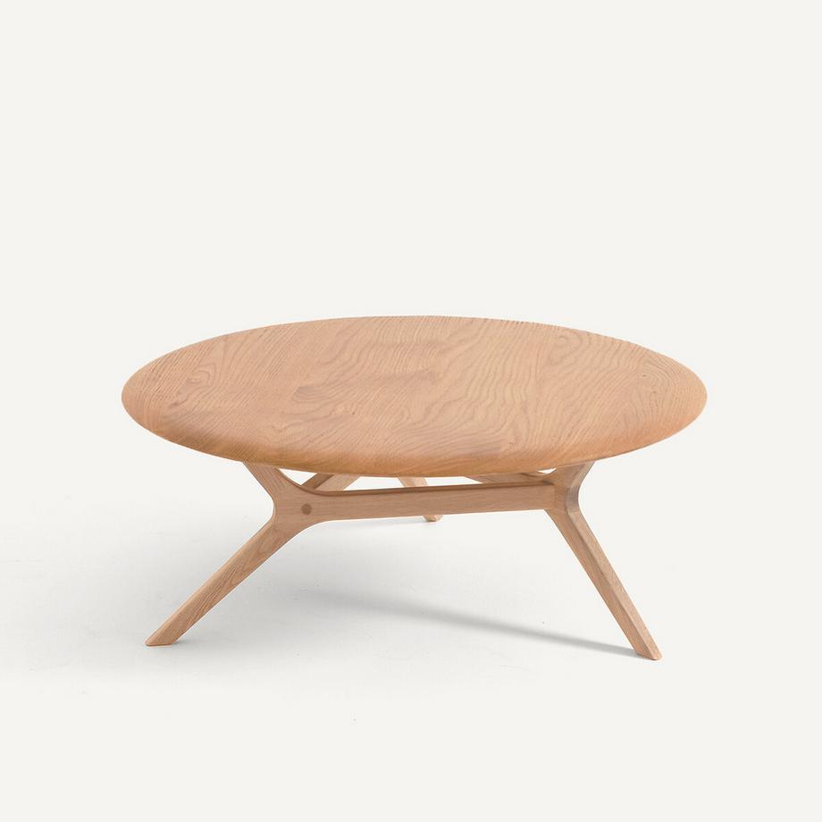 Couchtisch aus massiver Eiche