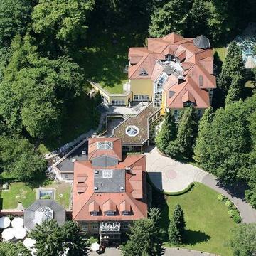 Wellness Auszeit - 2 Nächte inkl. Frühstück, Abendessen & Zugang zum Pool (für 2 Personen)