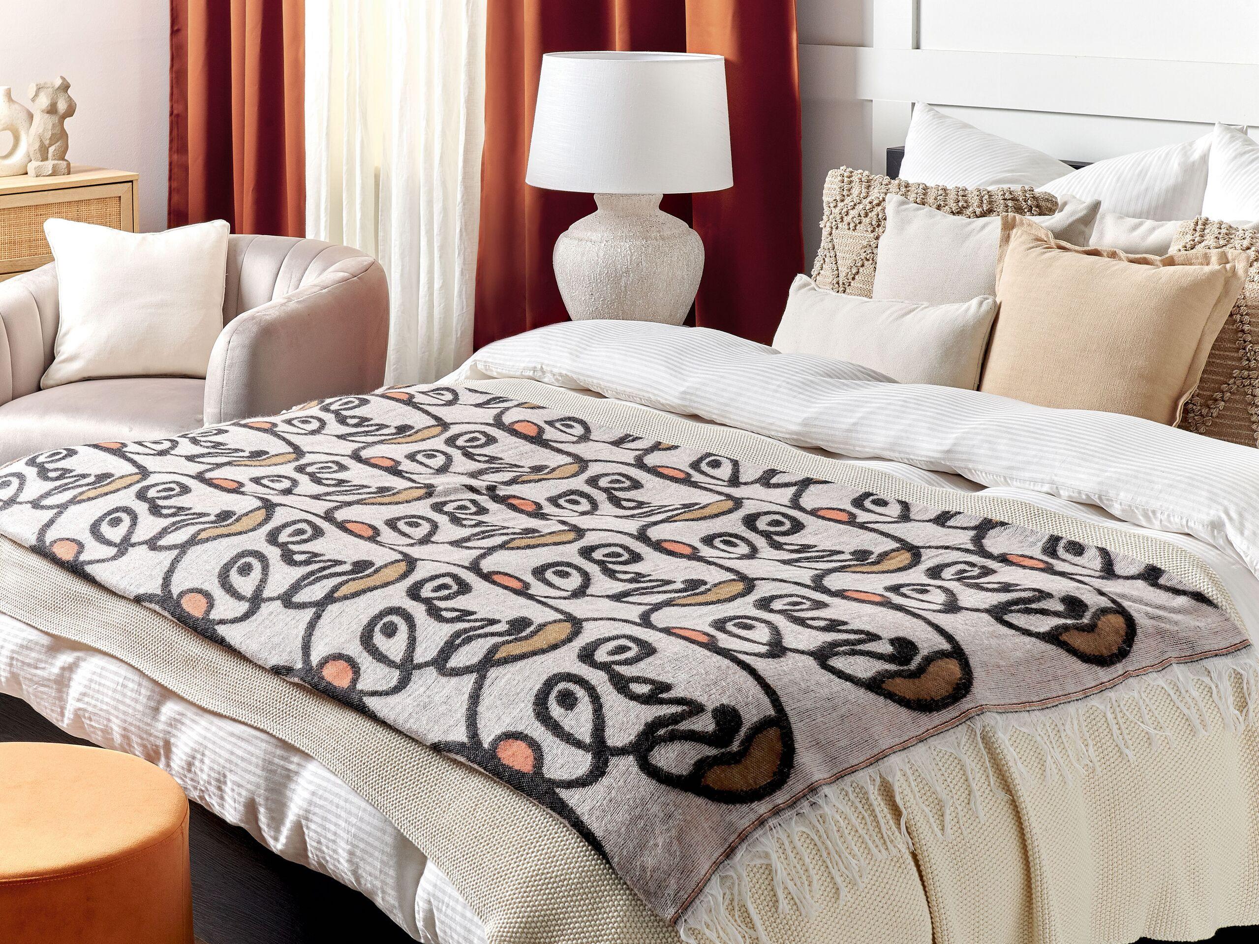 Beliani Boho Jamune Acryl Kuscheldecke  