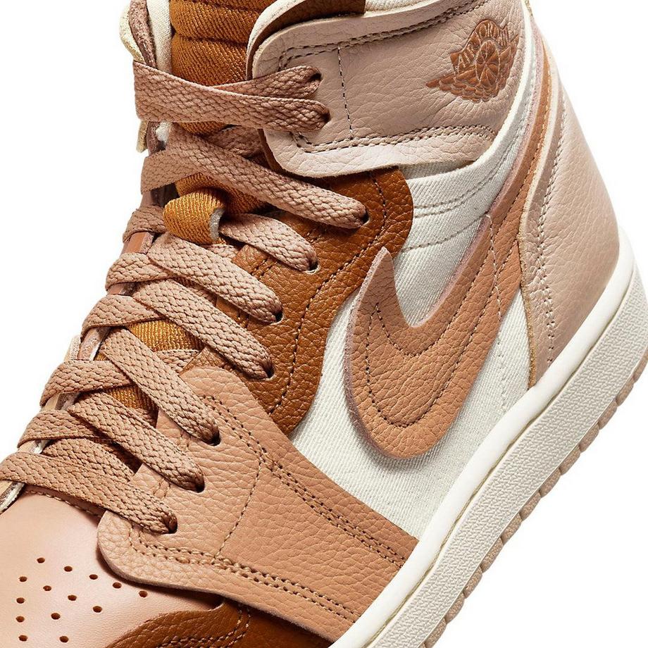 NIKE Air Jordan 1 Baskets Hautes en Cuir  