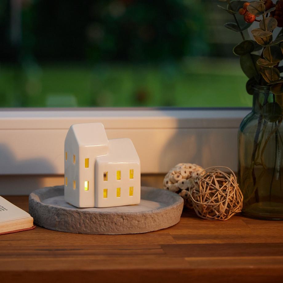 B2X  Maison de thé en céramique blanche 