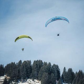 Geschenkidee  Vol en parapente biplace depuis le Val-d'Illiez ou Champéry (pour 1 personne) 