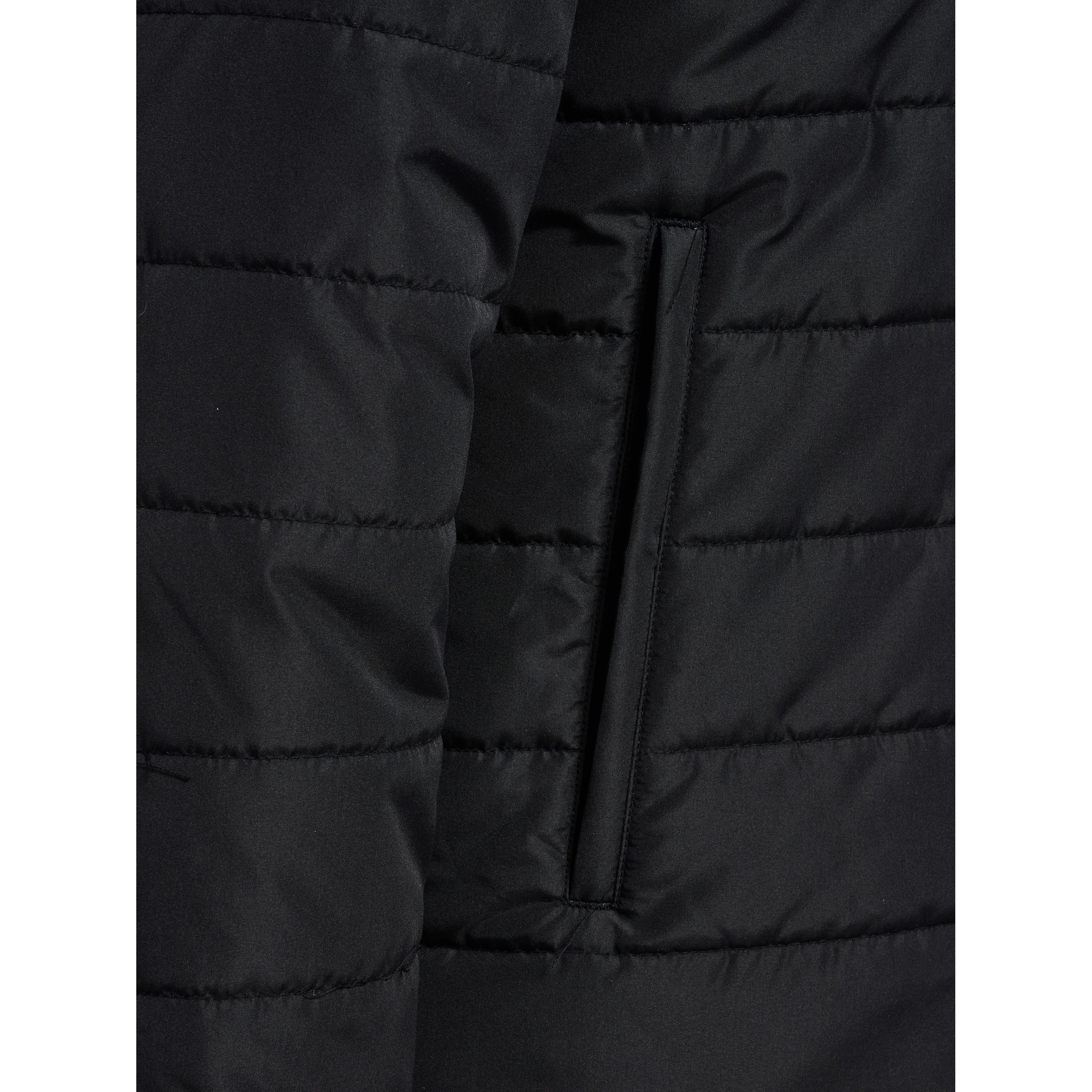 Hummel Essential Short Bench Daunenjacke  