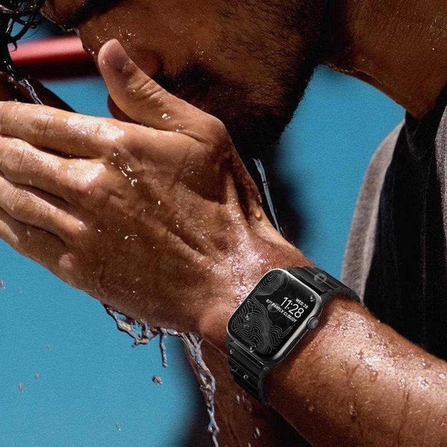 Nomad  Titanium Armband Apple Watch 42/44 Nomad 