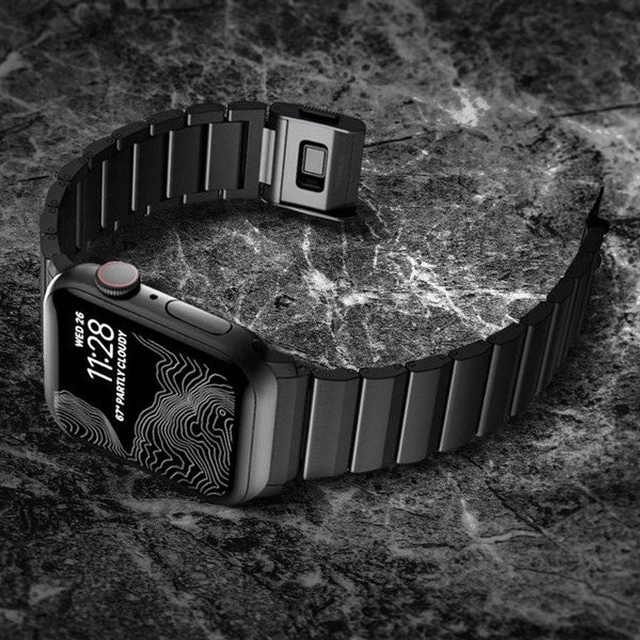 Nomad  Titanium Armband Apple Watch 42/44 Nomad 