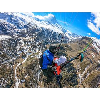 Smartbox  Vol en parapente de 10 minutes pour 2 personnes dans le Jura avec photos et vidéo - Coffret Cadeau 