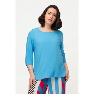 Ulla Popken  Blouse oversize à manches 3/4. Col rond et nœud à la base. 