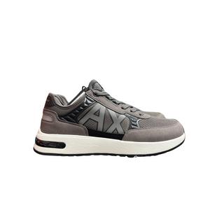 Armani Exchange  baskets 