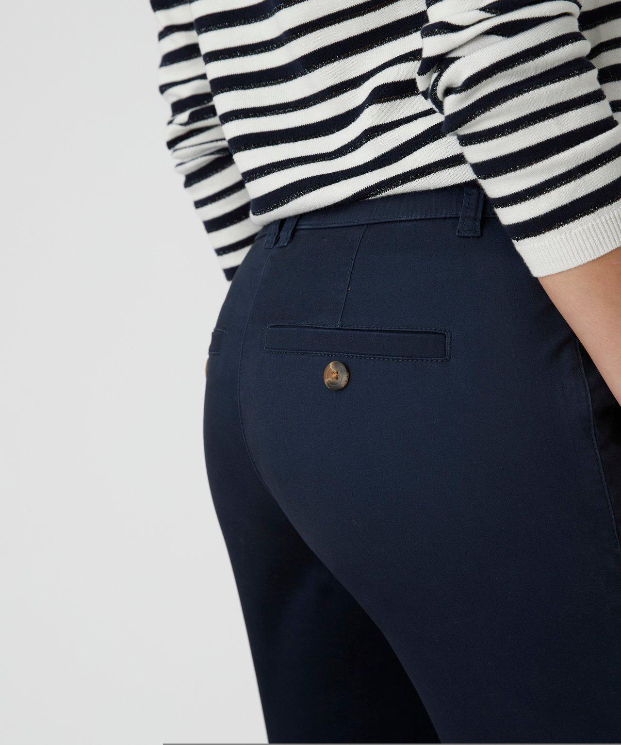 Damart  Pantalon chino. 