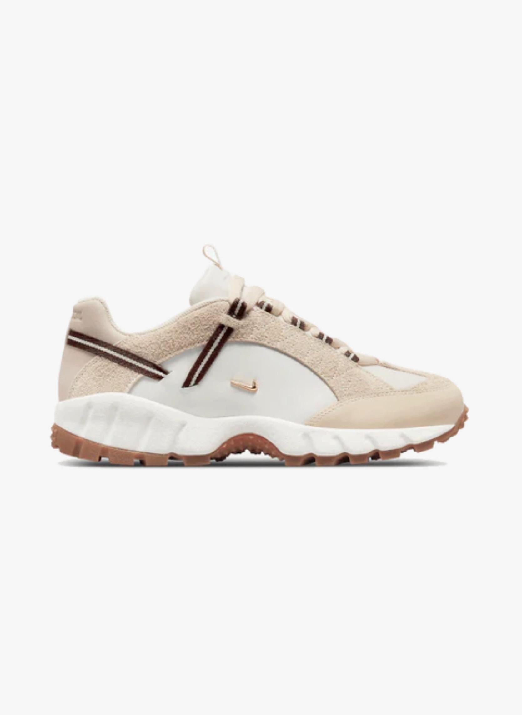 NIKE  Air Humara LX Jacquemus 