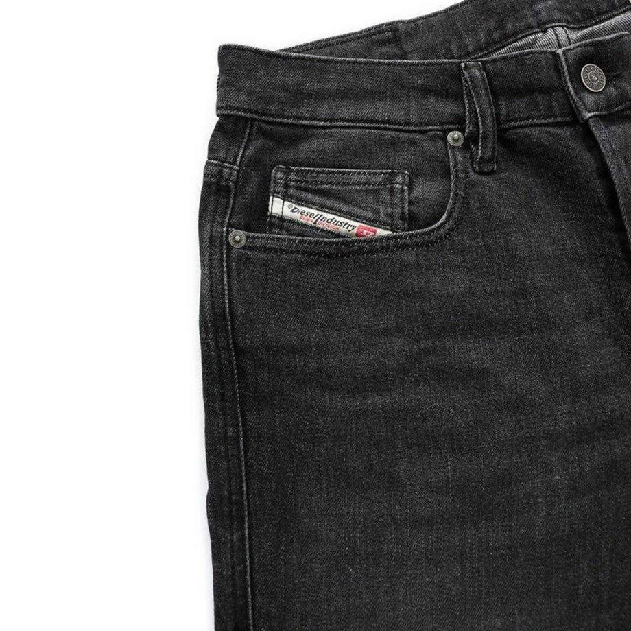 DIESEL Jean Dviker  