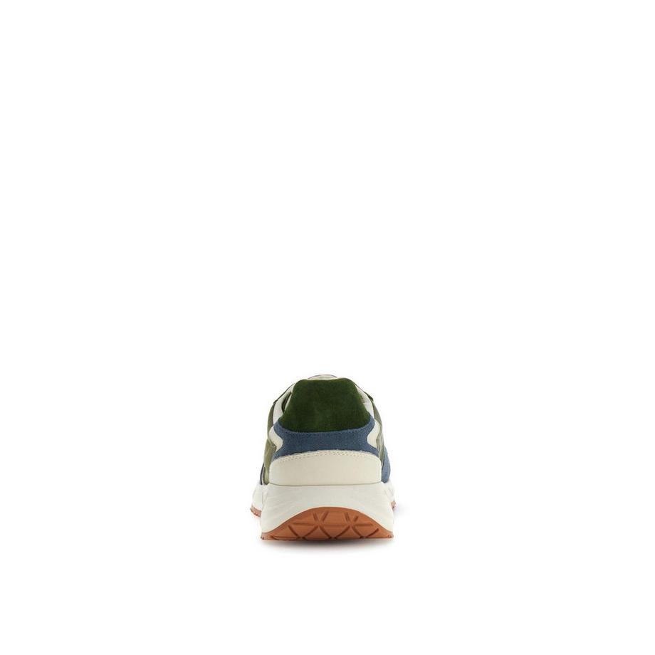 GUESS Aria Sneakers  