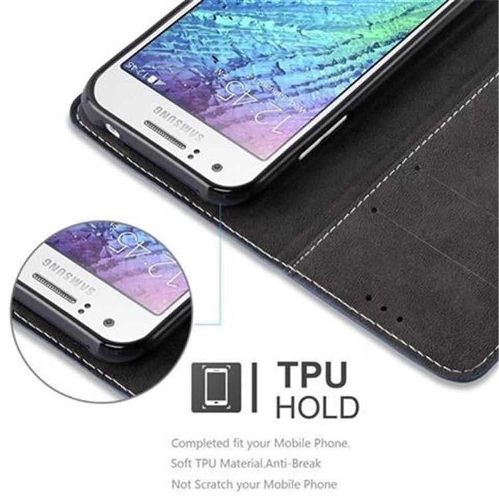 Cadorabo  Housse compatible avec Samsung Galaxy J1 2015 - Coque de protection avec fermeture magnétique, fonction de support et compartiment pour carte 