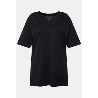 Ulla Popken  T-shirt dalle linee morbide con scollo a V e mezze maniche 