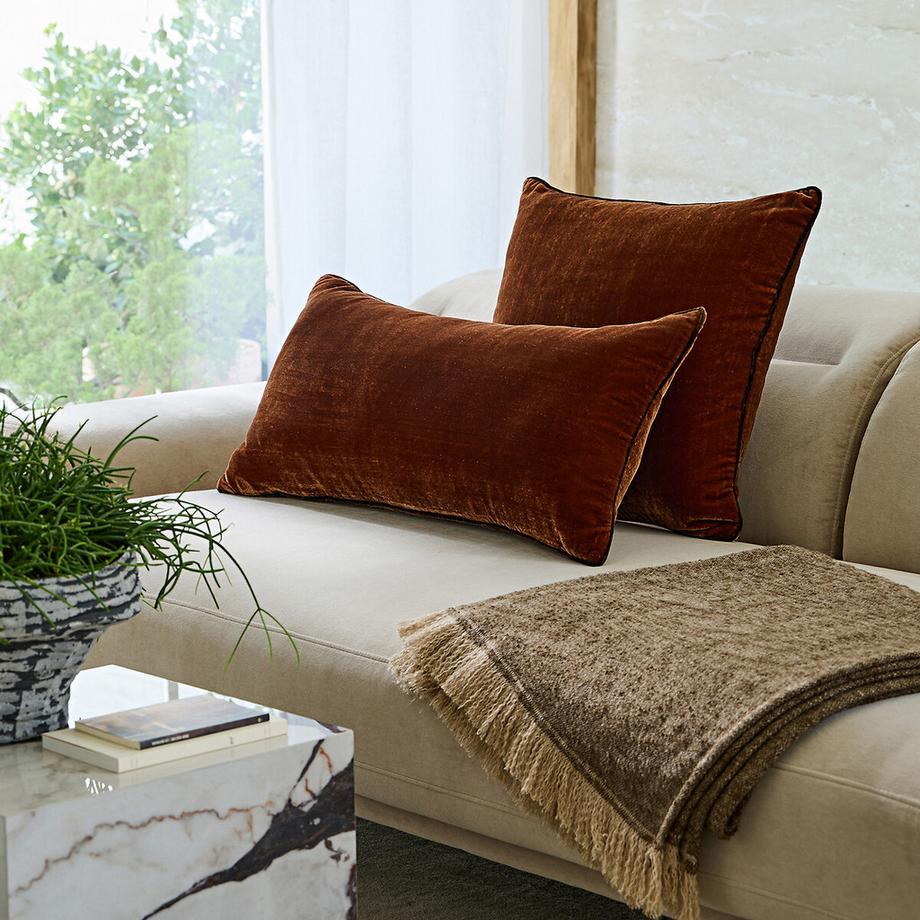 AM.PM Coussin en panne de velours  