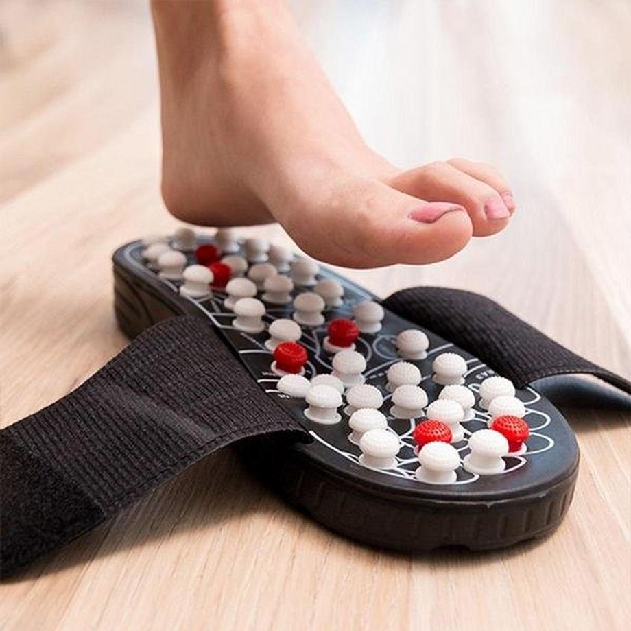 InnovaGoods  Chaussons d'acupuncture avec 41 points d'acupuncture - M 