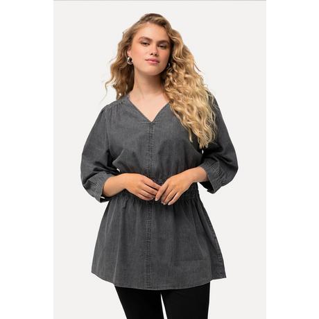 Ulla Popken  Blusa di jeans dal taglio svasato con cucitura trasversale, scollo a V e maniche a 3/4 