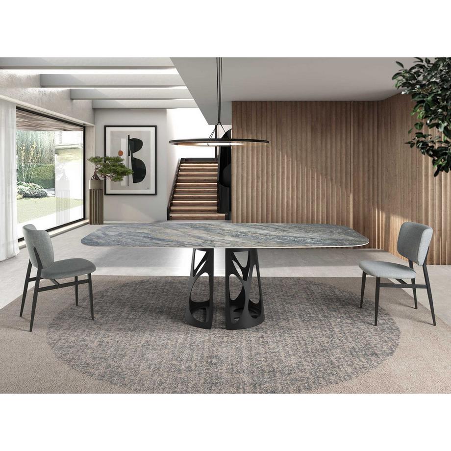 ANGEL CERDA Chaise en tissu gris clair  