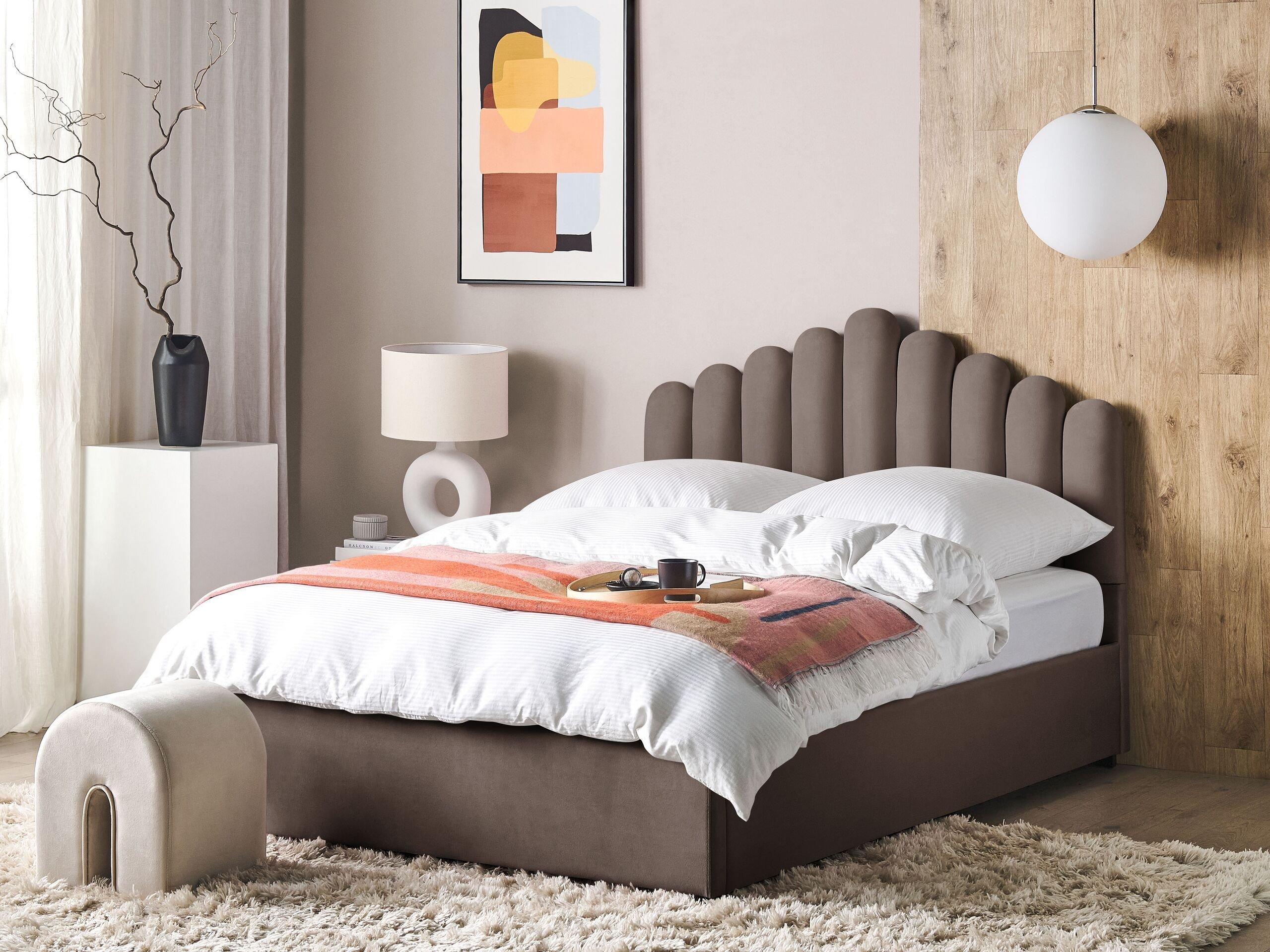 Beliani Bett mit Bettkasten aus Samtstoff Modern VINCENNES  