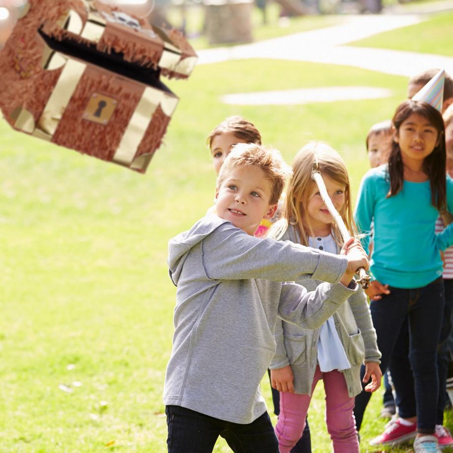 B2X  Piñata-Schatztruhe 