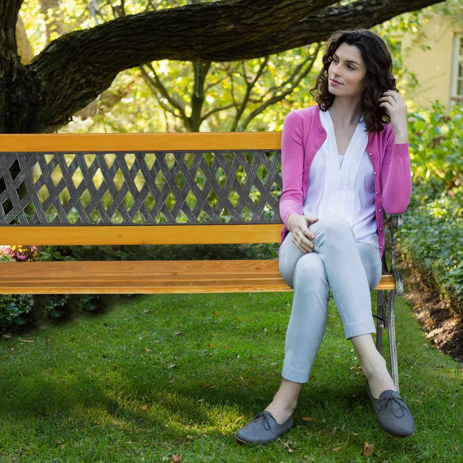 Northio Gartenbank aus Holz und Gusseisen  