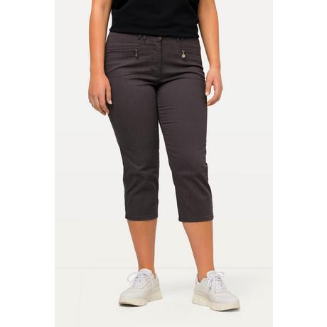 Ulla Popken  Pantalon Mony, longueur au mollet. Poches zippées et tissu stretch 