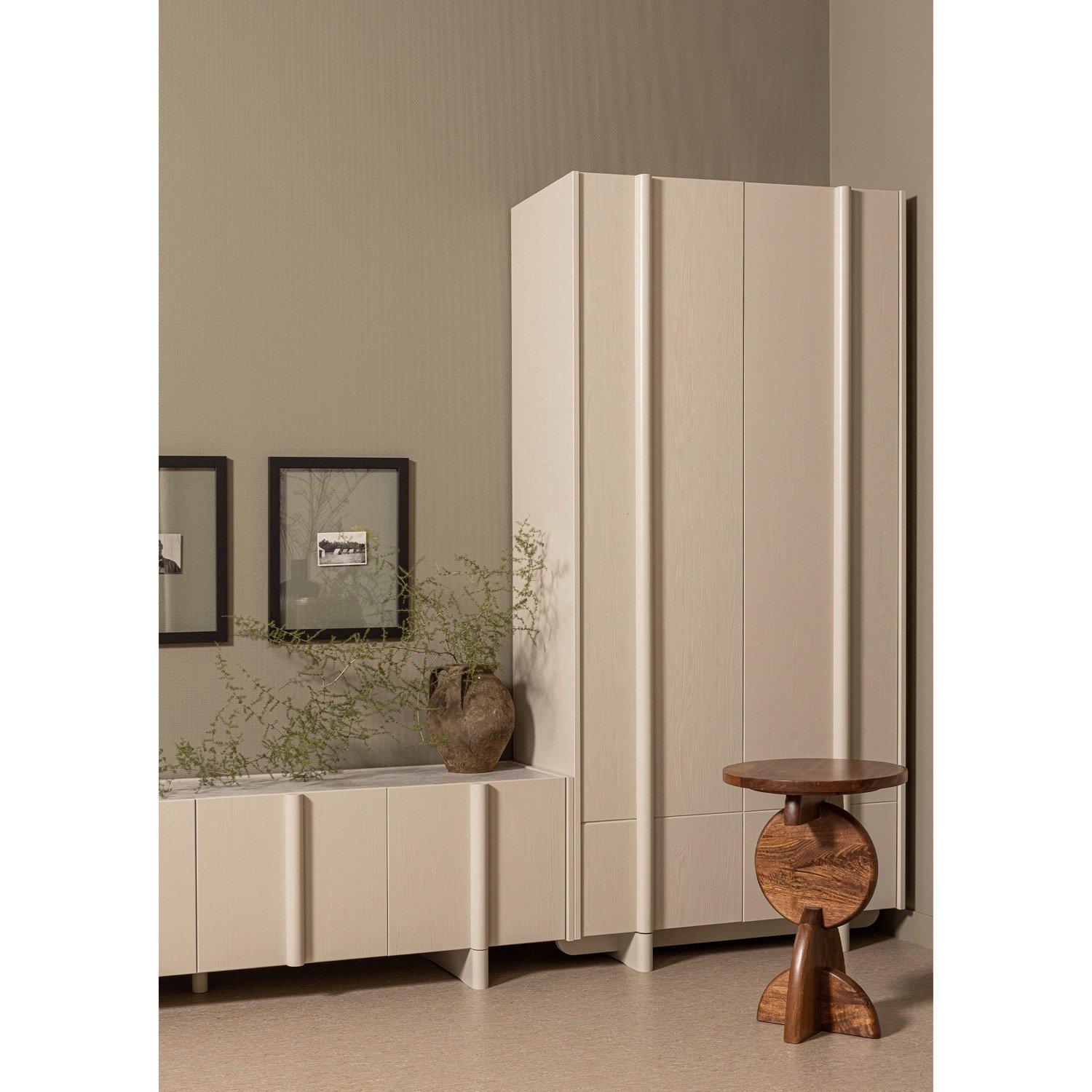 mutoni Armoire Basu poussière de pin 210x101  