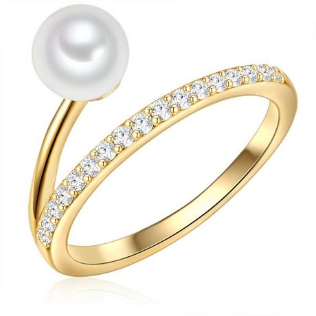 Valero Pearls  Ring 