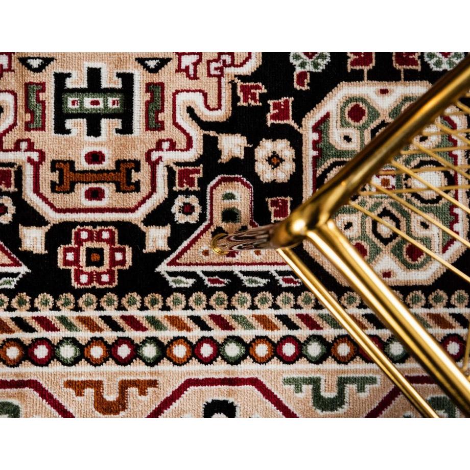 Hadorn Tapis Gharajeh  