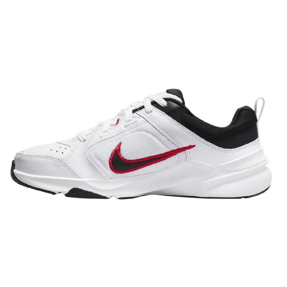 NIKE Baskets Defy All Day  