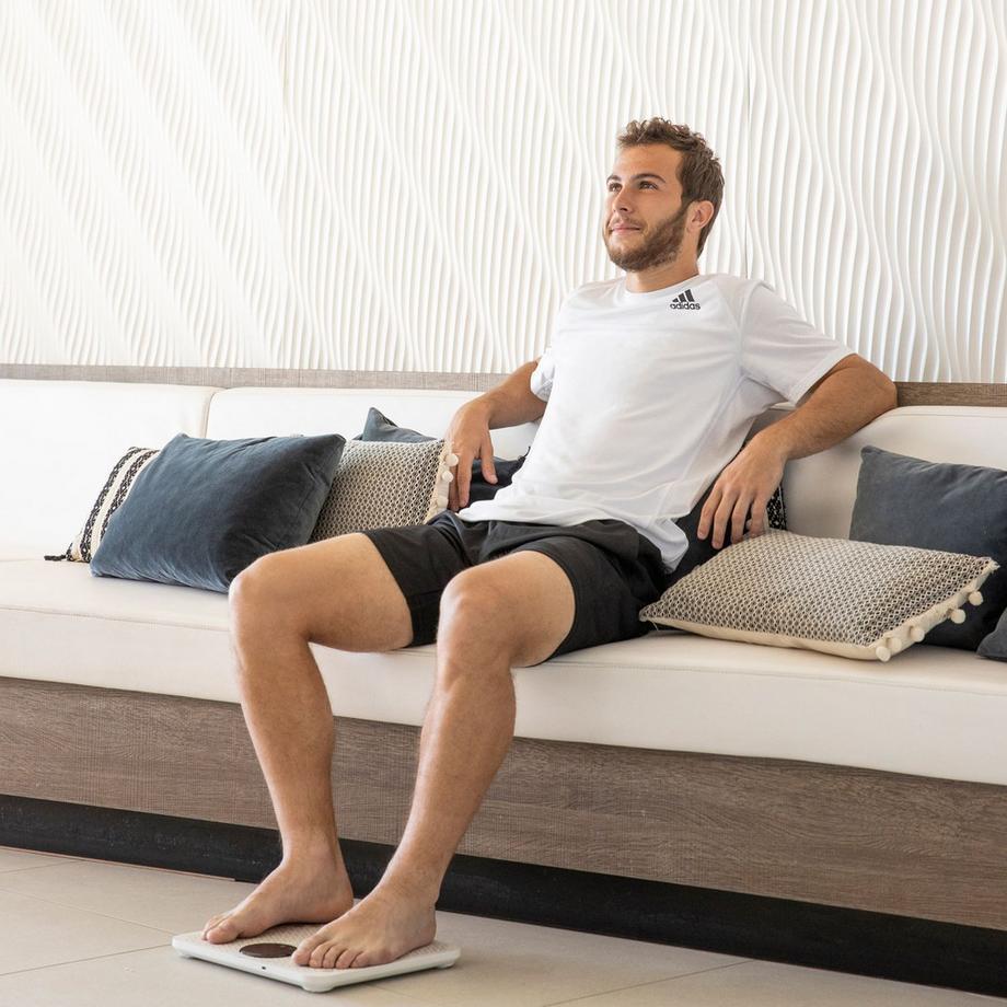 Terraillon  Power Massager su bilancia pesapersone con elettrostimolazione 180 kg 