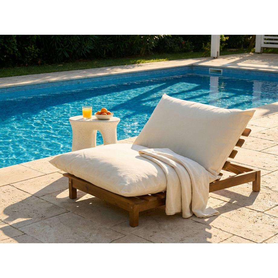 Beliani Transat avec coussin en Acacia  SUNO  