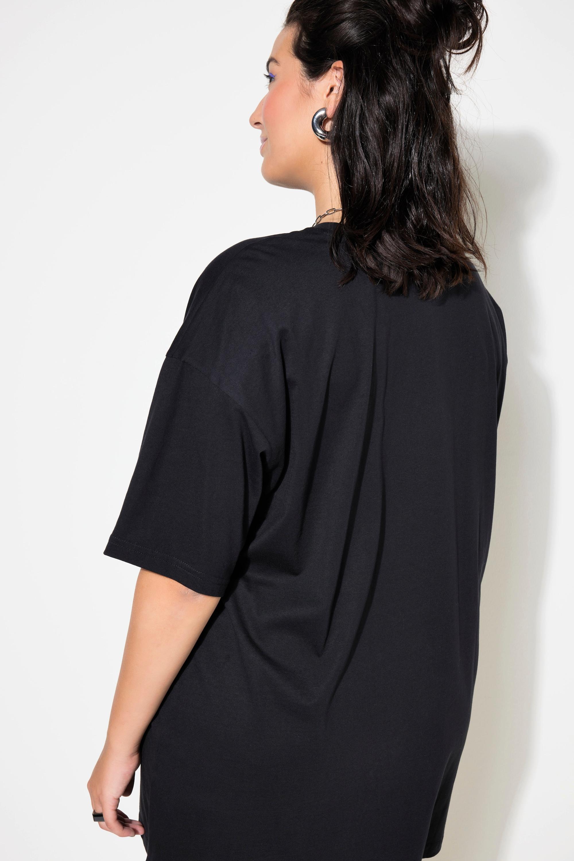 Studio Untold  T-shirt dal taglio oversize con scritta sullo scollo 