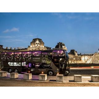 Smartbox  Io & te a Parigi: romantica cena di 5 portate in bus panoramico con soggiorno di 2 notti - Cofanetto regalo 