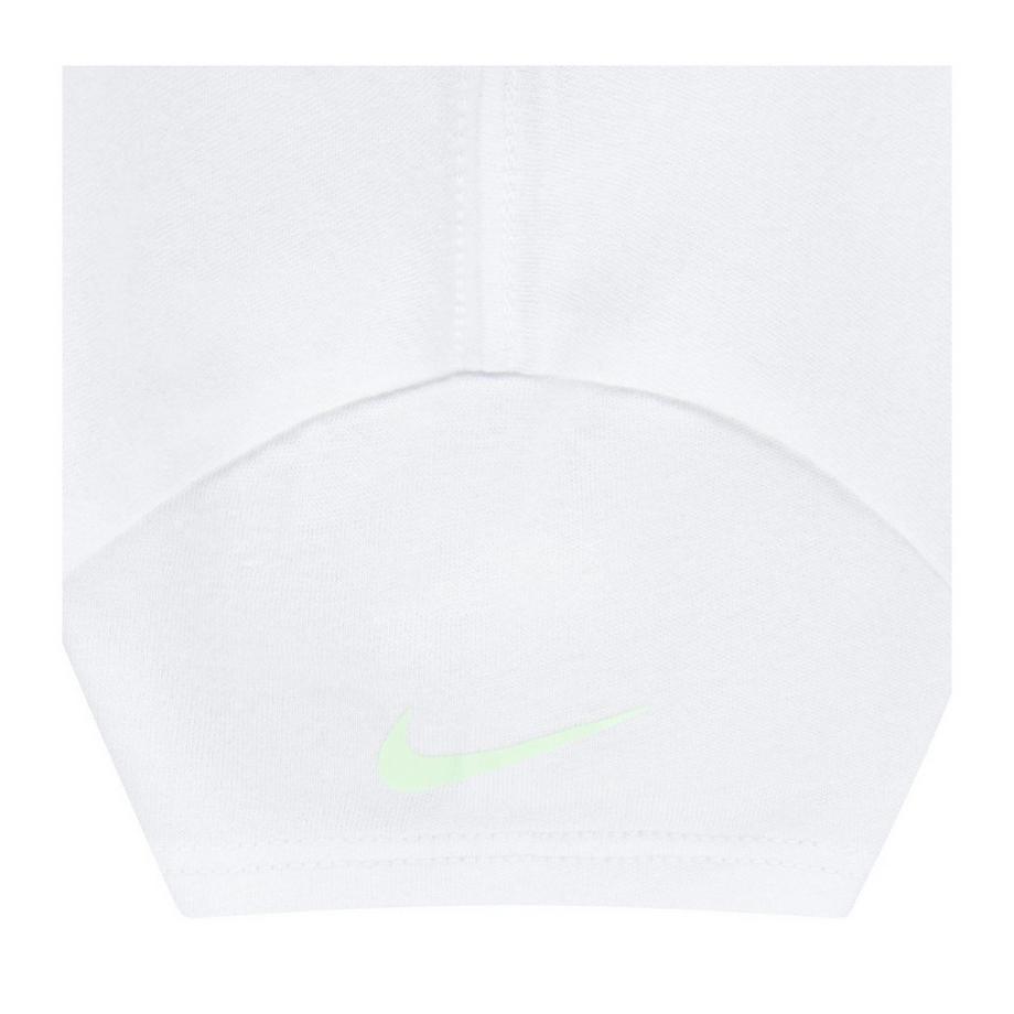 NIKE  T-ShirtPrep In Your Step 
