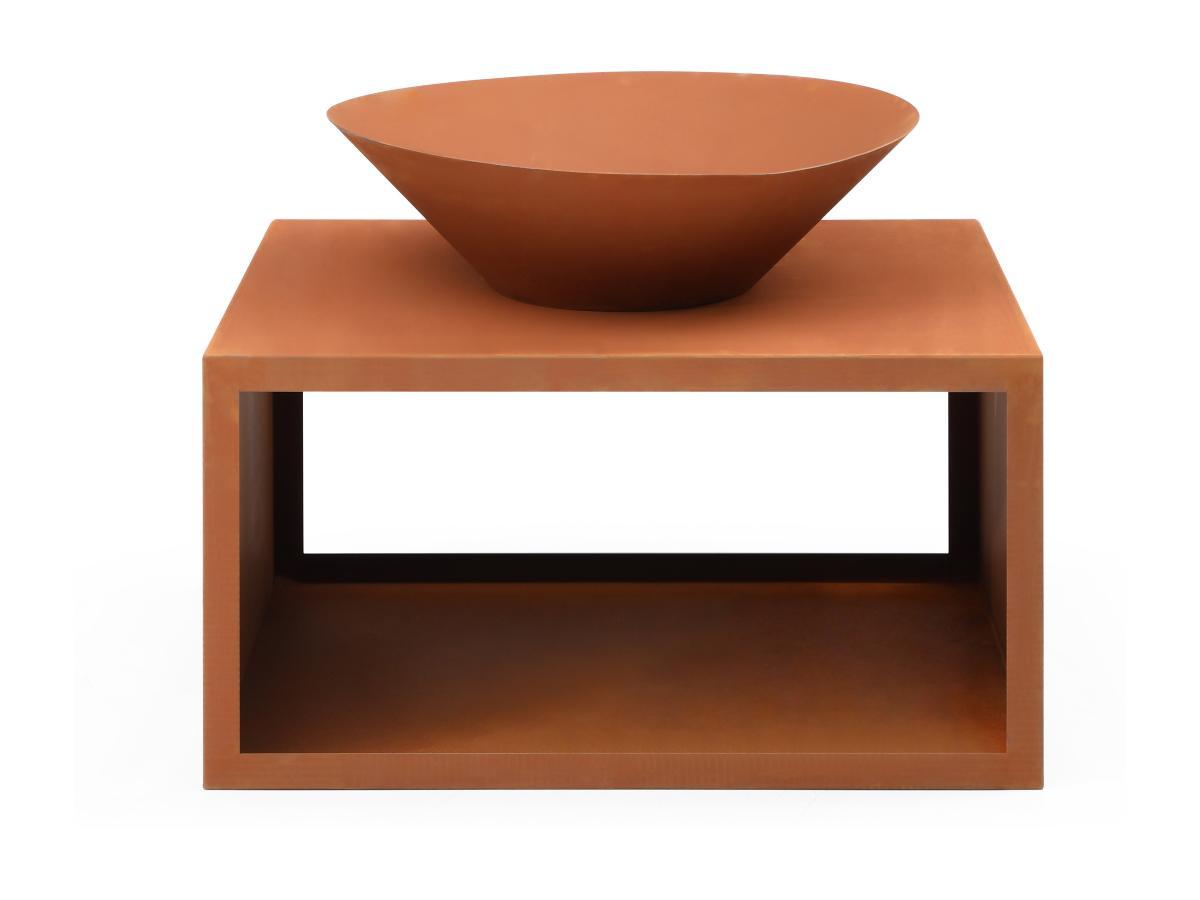 Vente-unique Brasero en acier Corten avec range bûches - L90 x H67,5 x P75 cm - BEZIO  