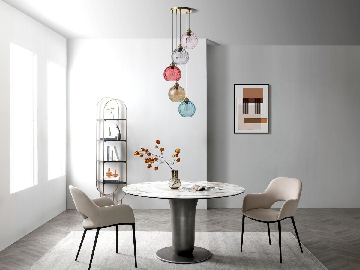 Vente-unique Lampadario colorato 5 sfere L. 40 x H. 120 cm in Metallo e Vetro Dorato e Multicolore - SUSANNE  