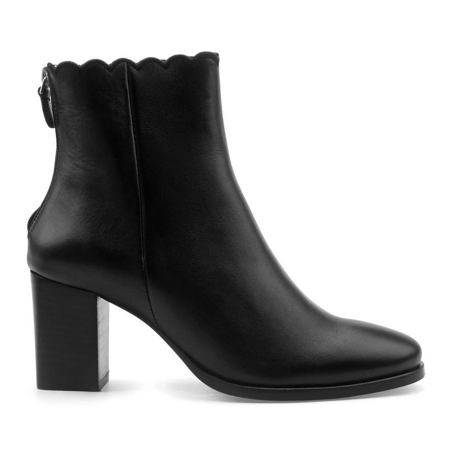 Maison Toufet Giselle Stiefelette mit Spitzem Zeh  