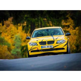 Smartbox  3 giri in BMW E90 325i V4 sul Nürburgring North Loop - Cofanetto regalo 